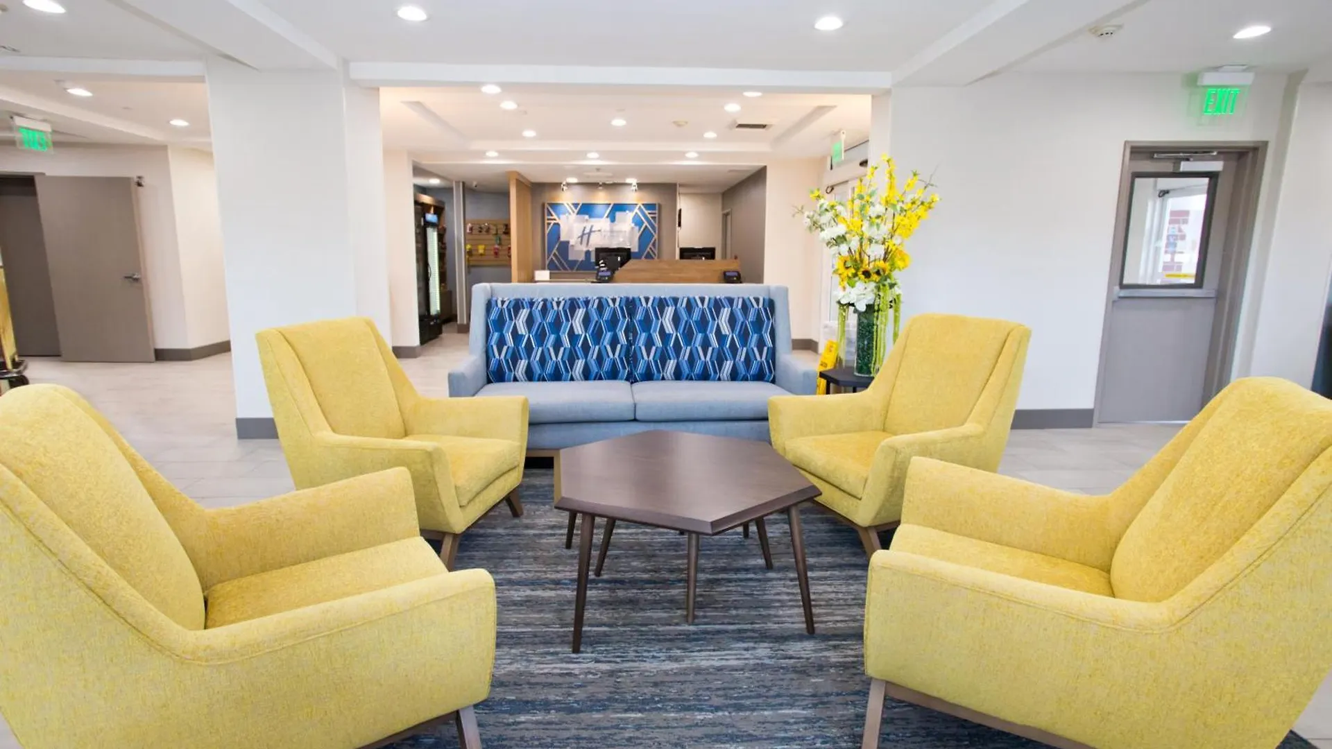 Holiday Inn Express & Suites Sacramento Ne Cal Expo By Ihg 3*,