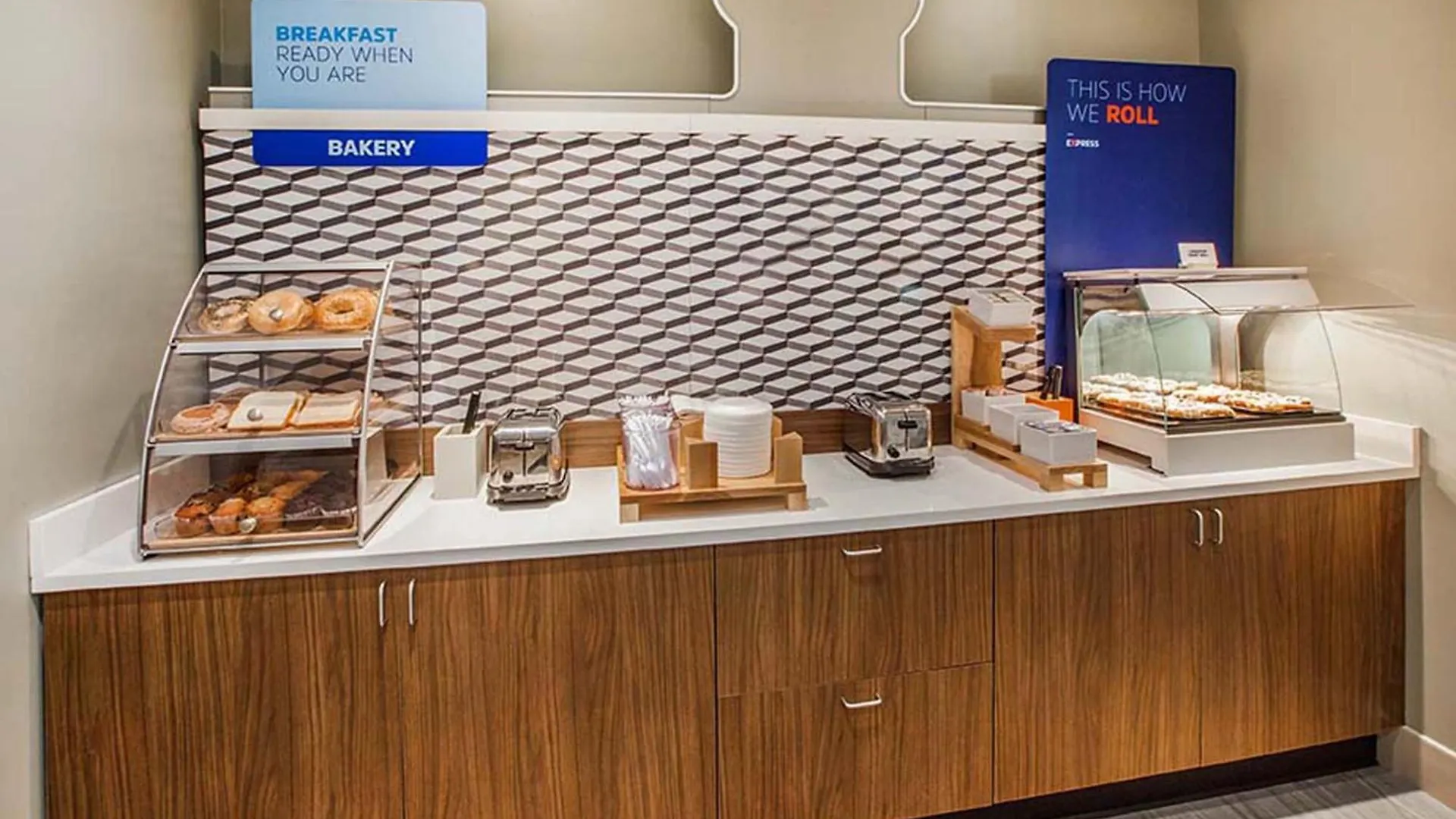 *** Hotel Holiday Inn Express & Suites Sacramento Ne Cal Expo By Ihg United States
