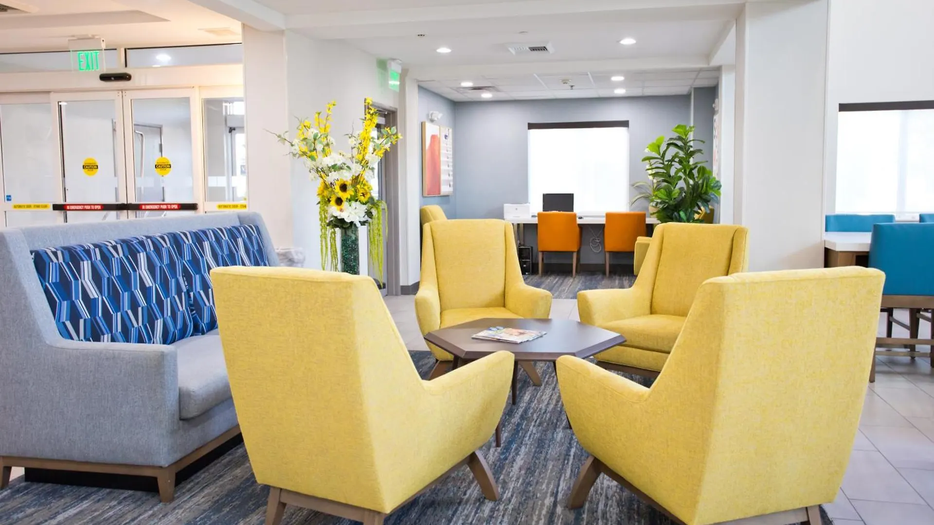 Hotel Holiday Inn Express & Suites Sacramento Ne Cal Expo By Ihg
